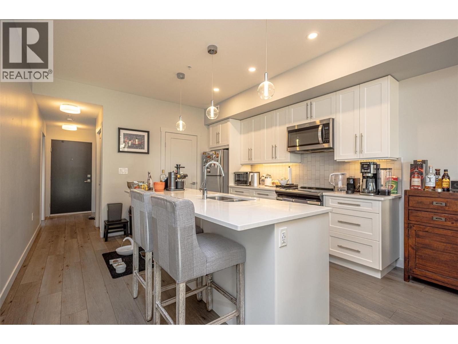 3630 Mission Springs Drive Unit# 306. Kelowna, British Columbia