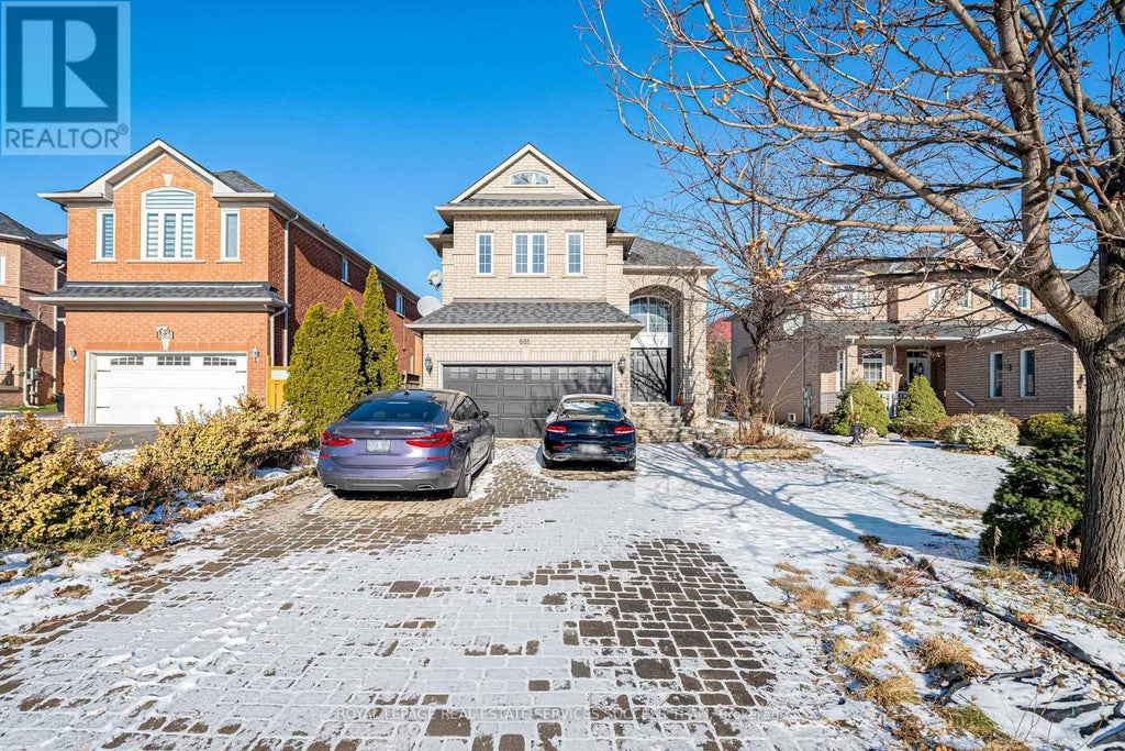681 Bristol Road W, Mississauga (hurontario)