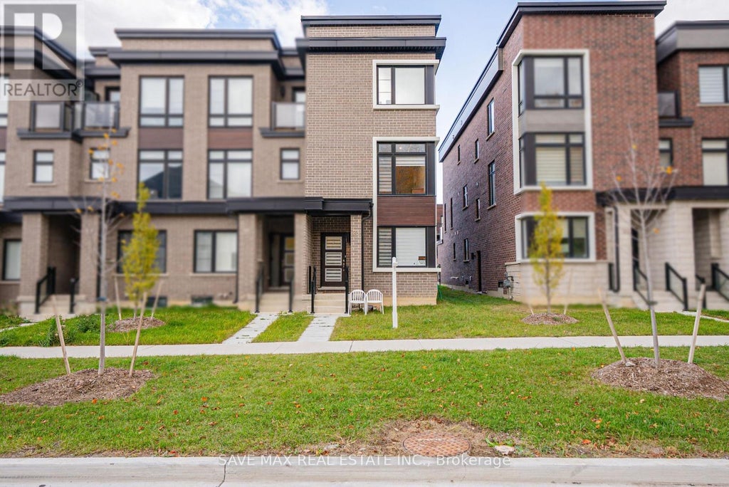 93 Cornell Rouge Boulevard, Markham (cornell)