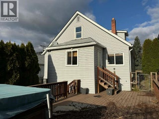 168 Crescent Street. Castlegar, British Columbia