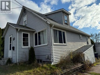 168 Crescent Street. Castlegar, British Columbia