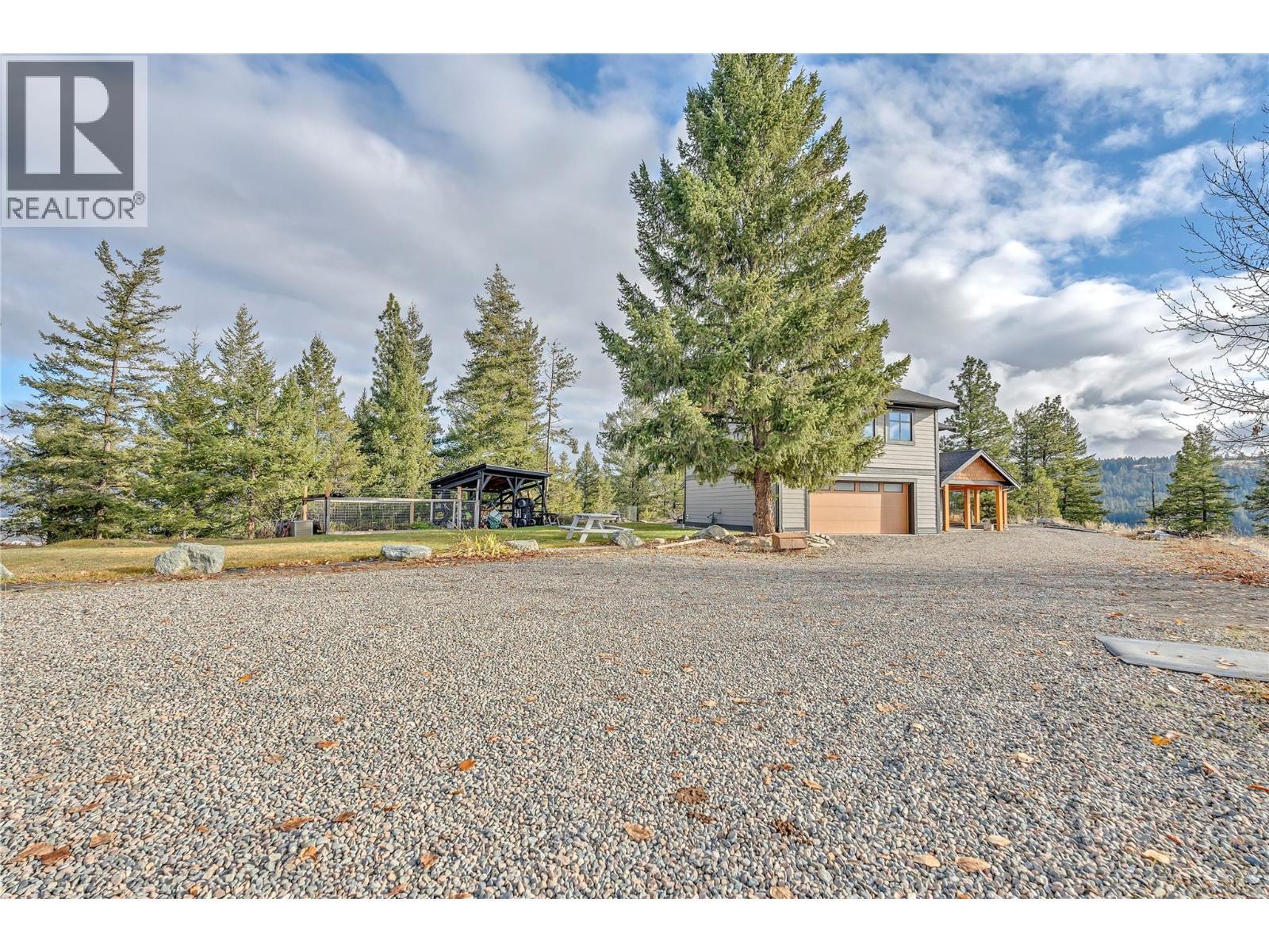 3-640 Hwy 3. Princeton, British Columbia