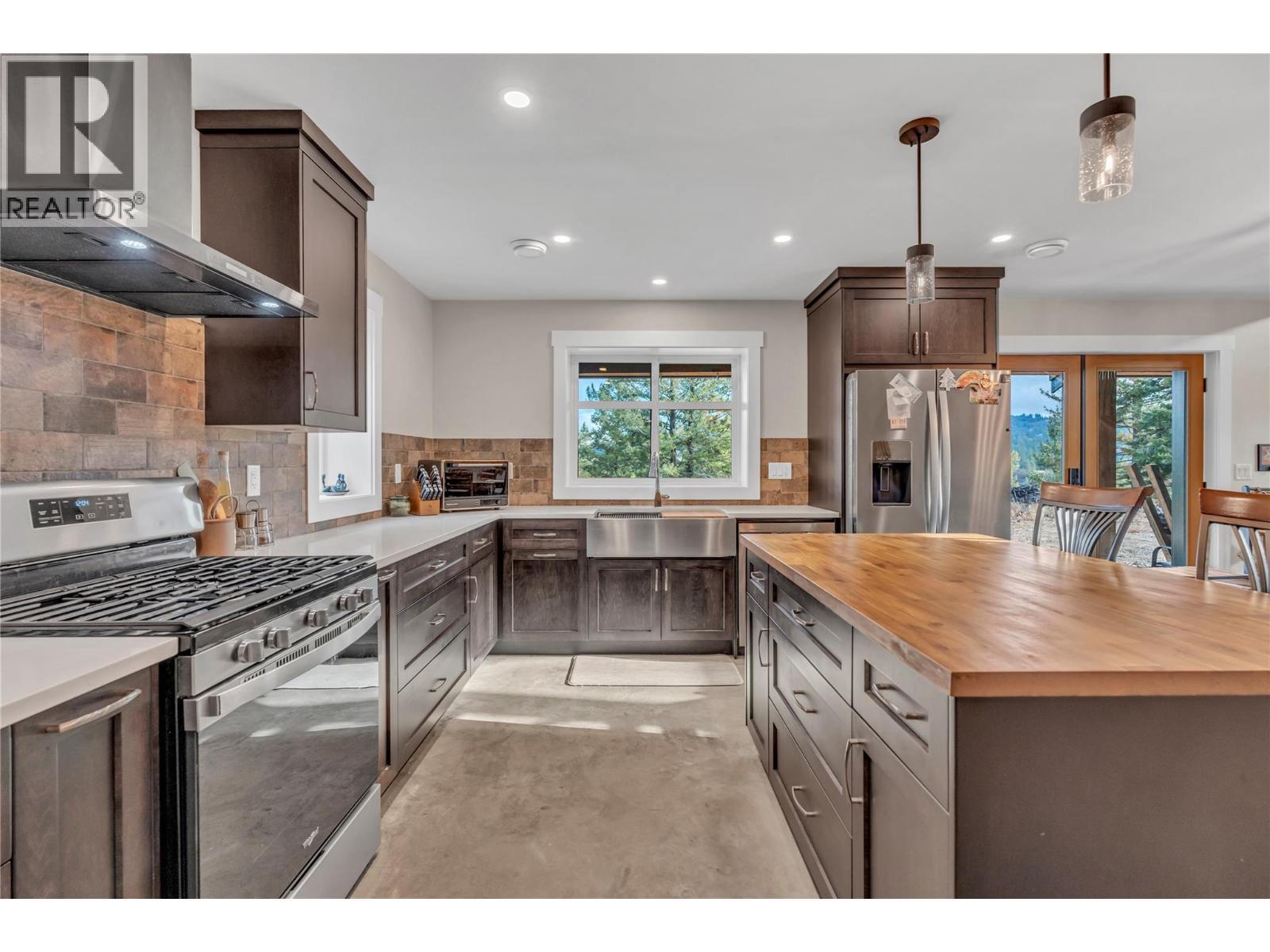 3-640 Hwy 3. Princeton, British Columbia