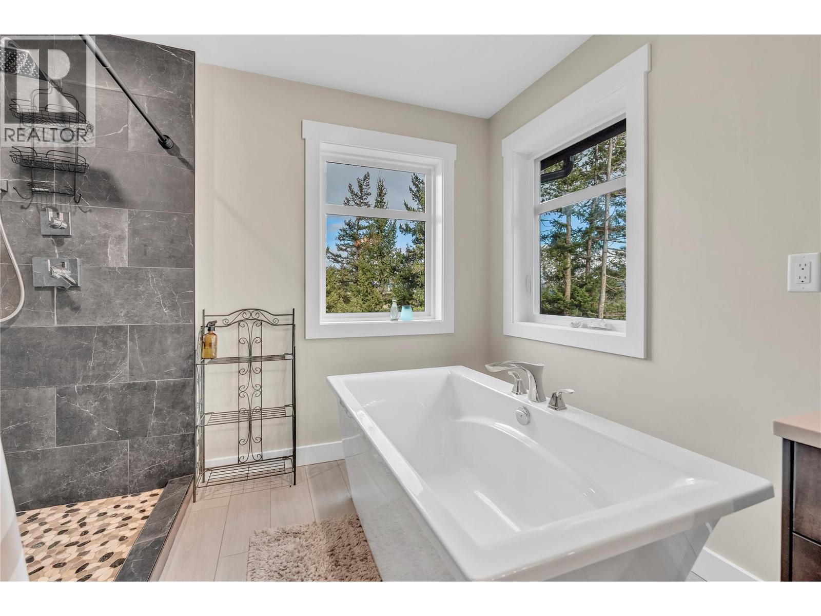 3-640 Hwy 3. Princeton, British Columbia