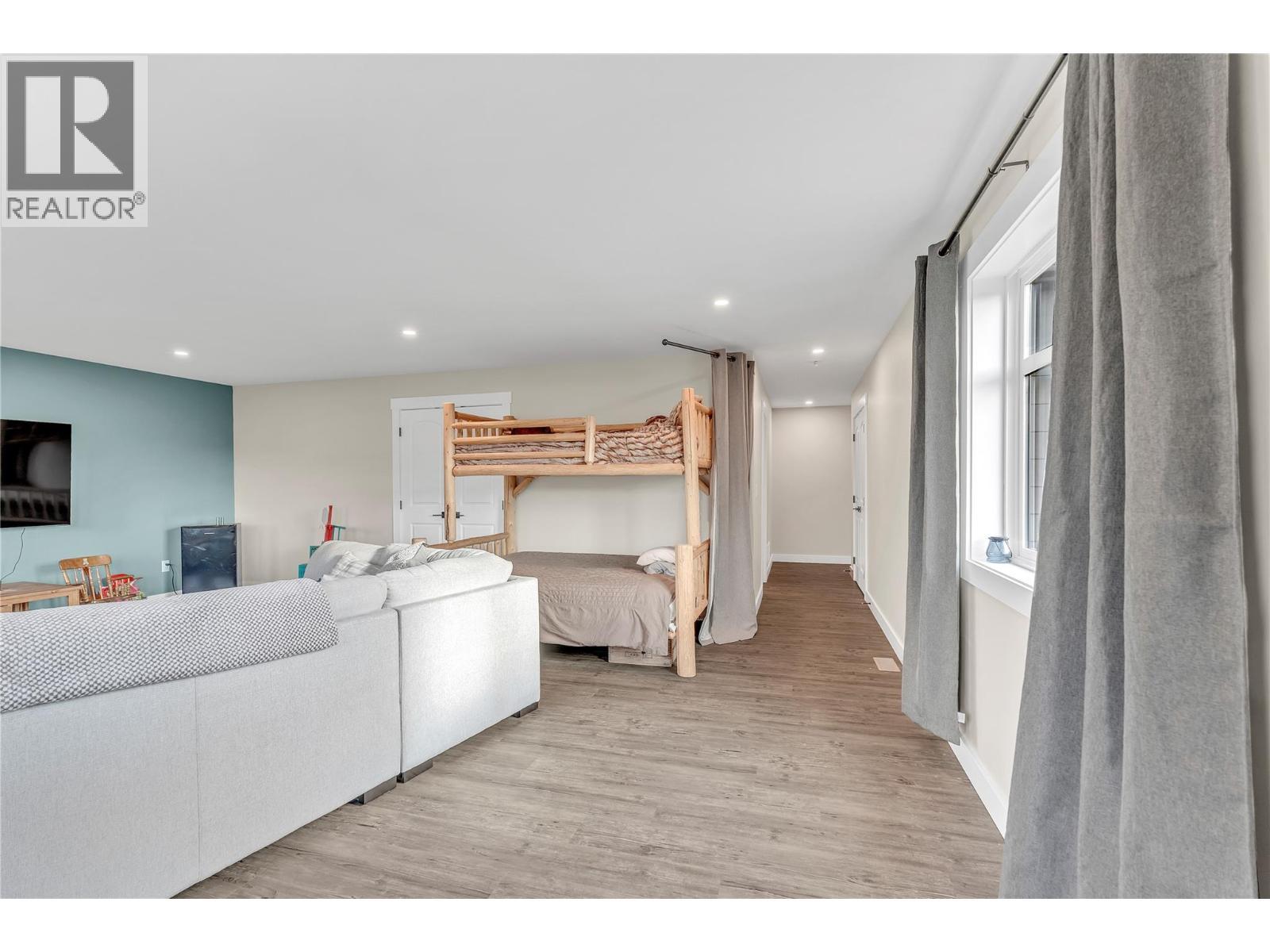 3-640 Hwy 3. Princeton, British Columbia