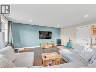 3-640 Hwy 3. Princeton, British Columbia