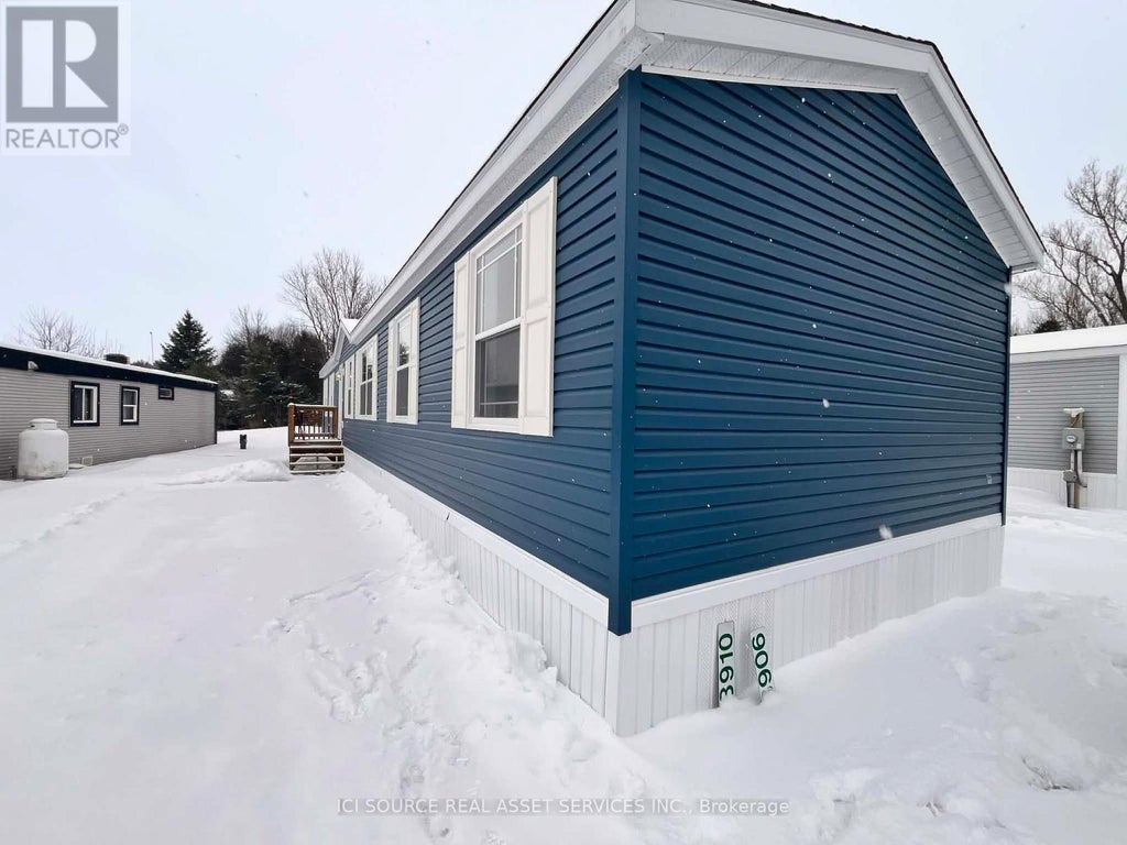 8910 Lynnwood Park Private, Ottawa