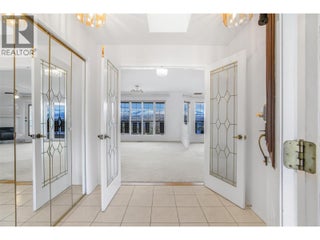 727 Cassiar Crescent. Kelowna, British Columbia