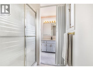 727 Cassiar Crescent. Kelowna, British Columbia