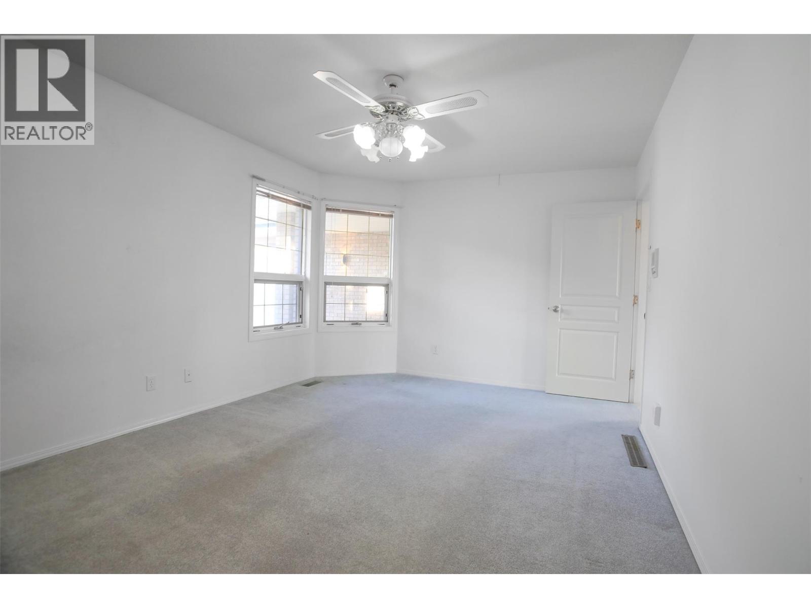 727 Cassiar Crescent. Kelowna, British Columbia