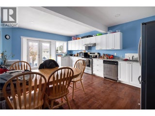 727 Cassiar Crescent. Kelowna, British Columbia