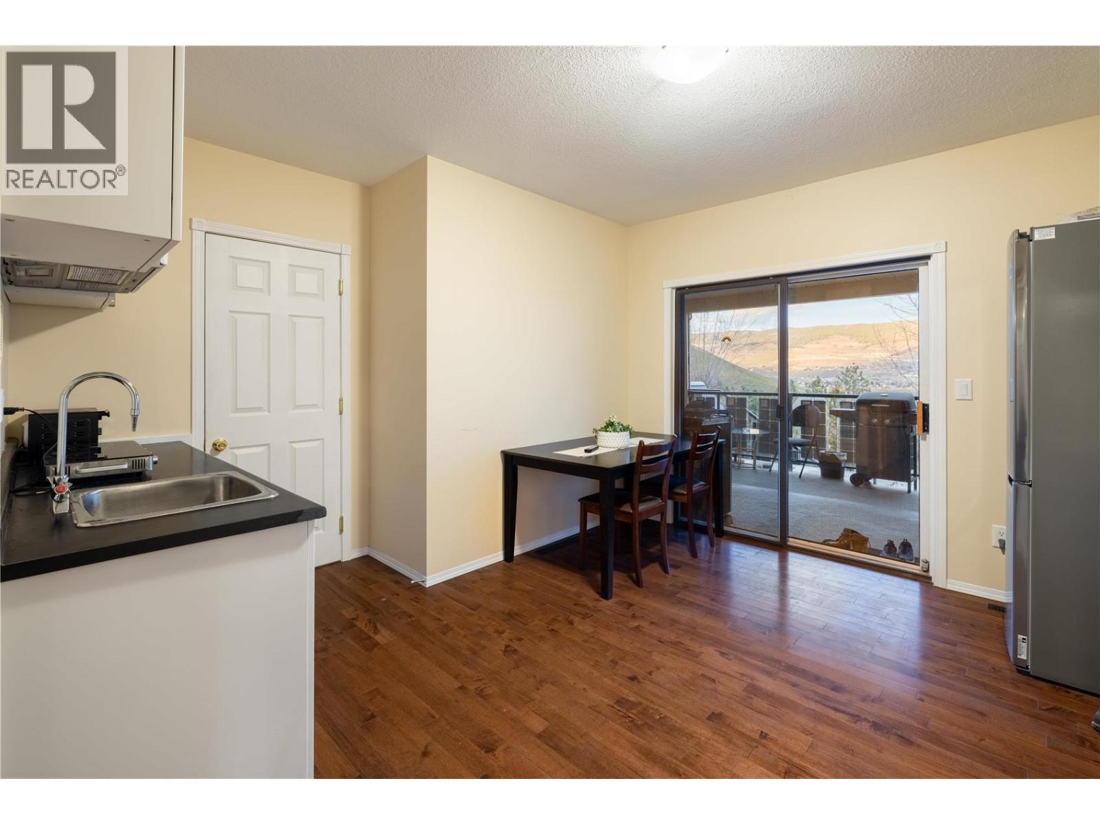 727 Cassiar Crescent. Kelowna, British Columbia