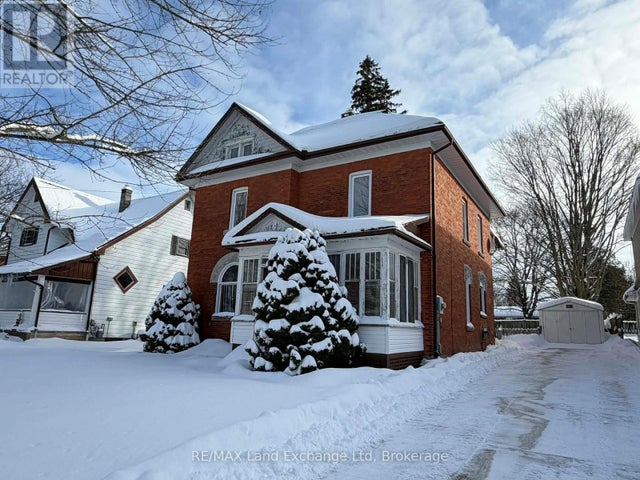 327 Frances Street, North Huron (wingham)