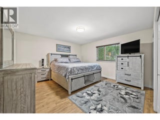 2421 Mount Tuam Crescent. Sorrento, British Columbia