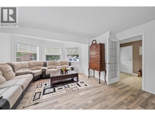 2421 Mount Tuam Crescent. Sorrento, British Columbia