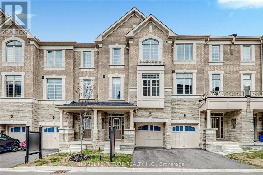 10 Andress Way, Markham (cedarwood)