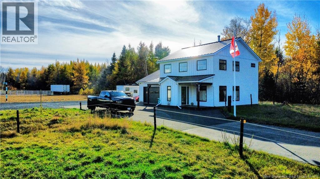 921 Rue Pinet Street, Bertrand