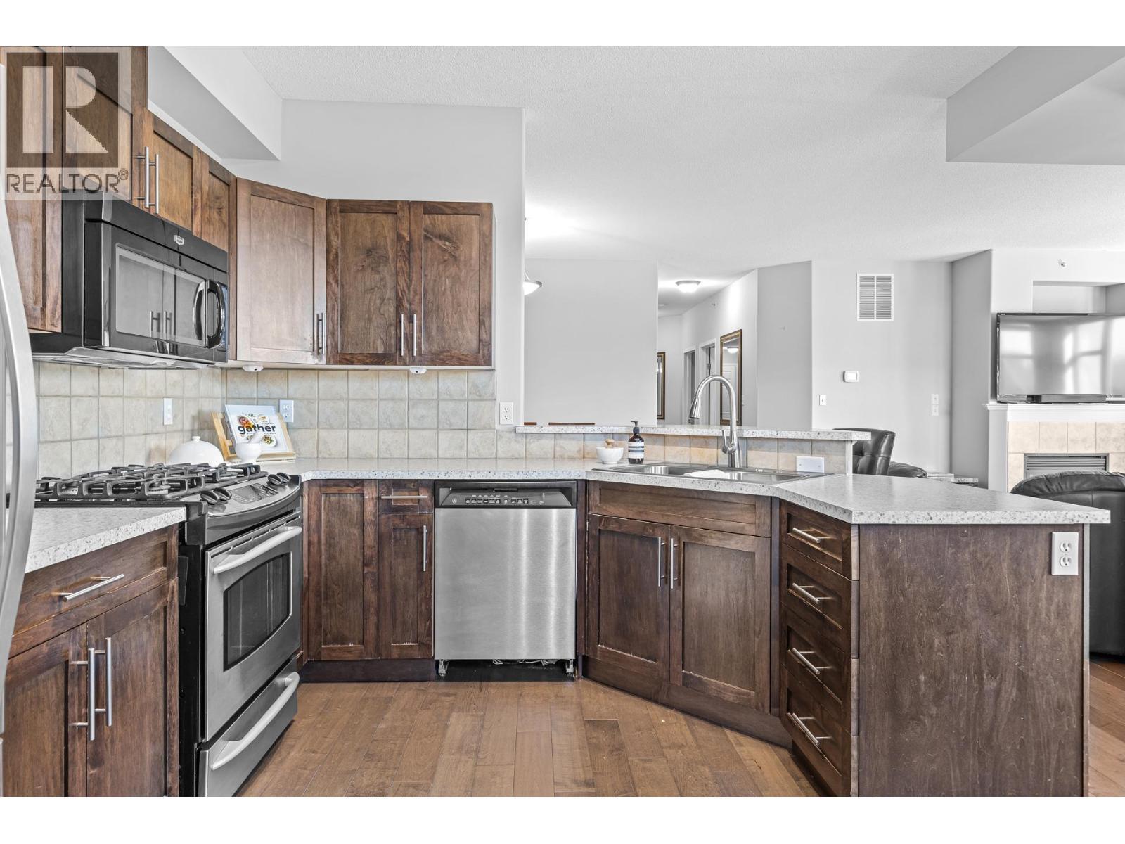 1128 Sunset Drive Unit# 401. Kelowna, British Columbia