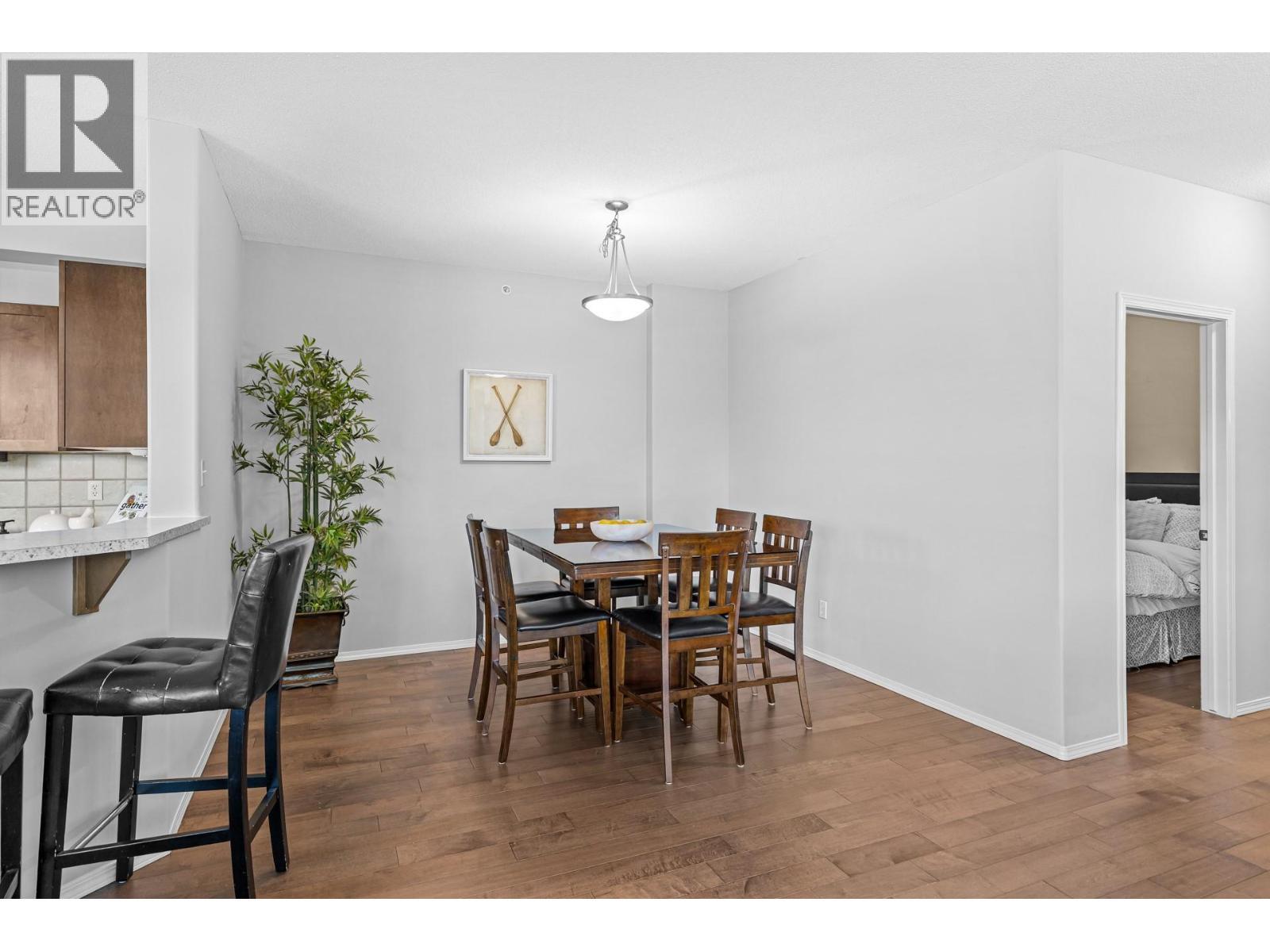 1128 Sunset Drive Unit# 401. Kelowna, British Columbia