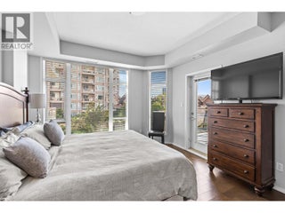 1128 Sunset Drive Unit# 401. Kelowna, British Columbia