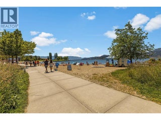 1128 Sunset Drive Unit# 401. Kelowna, British Columbia