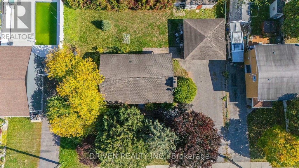 2175 Street Laurent Boulevard, Ottawa