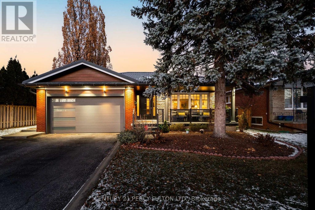 3477 Bridgewood Drive, Mississauga (applewood)