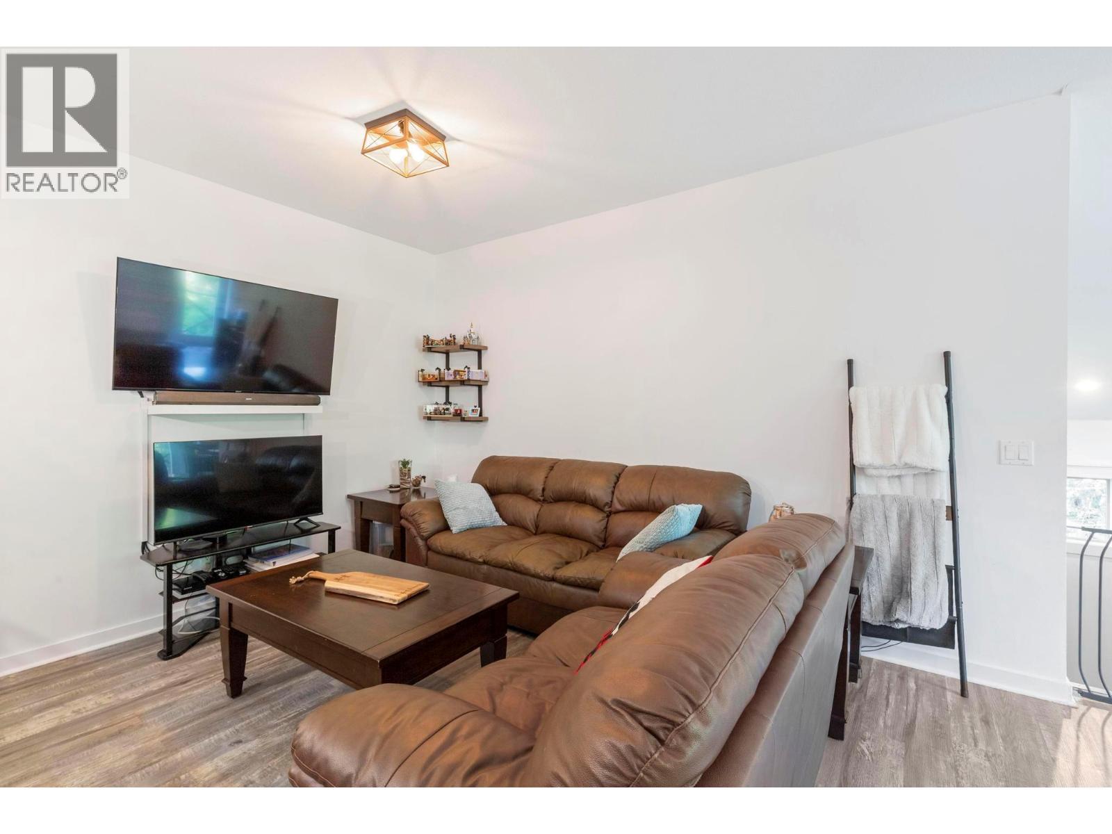 511 Yates Road Unit# 227. Kelowna, British Columbia
