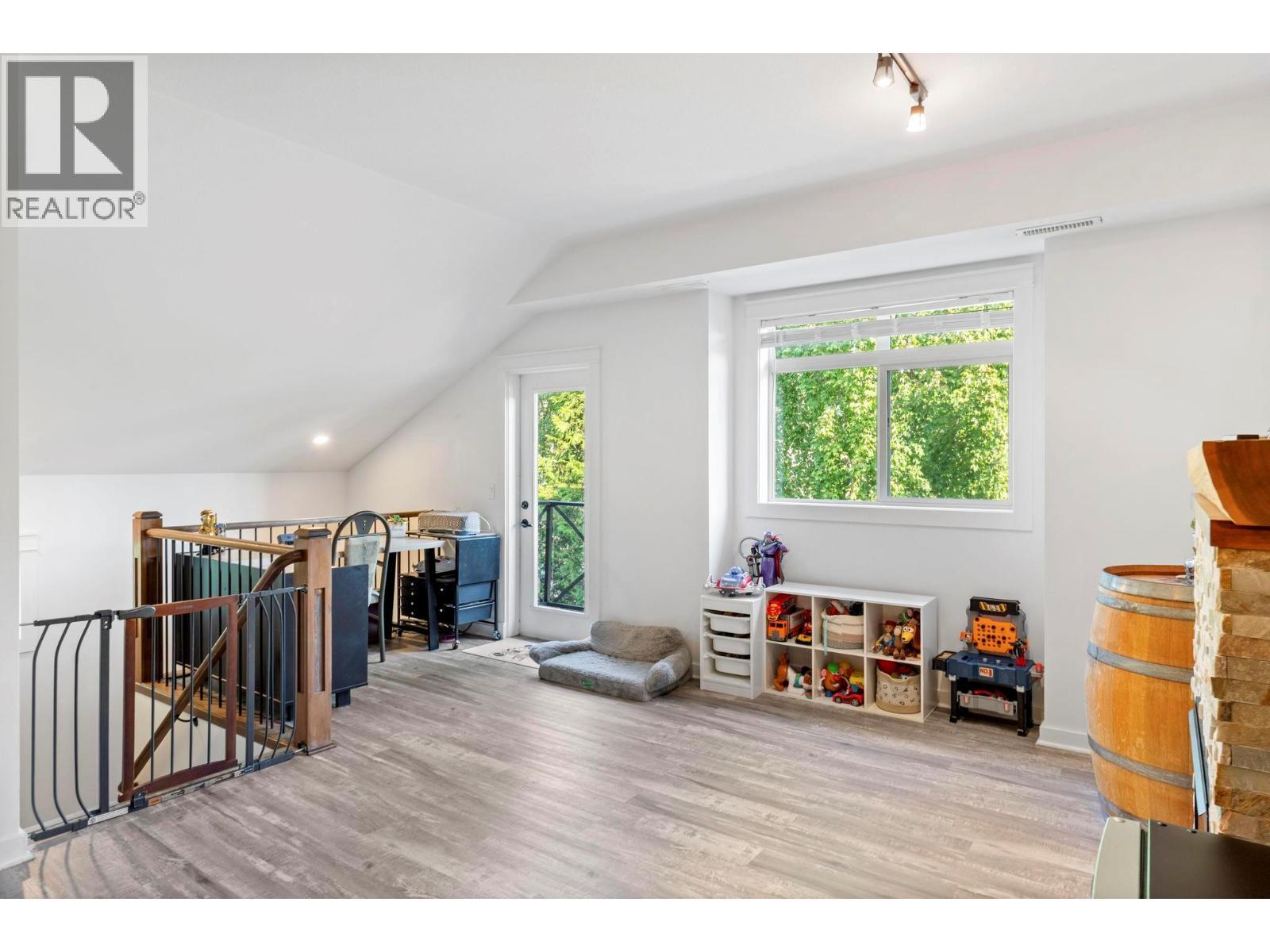 511 Yates Road Unit# 227. Kelowna, British Columbia