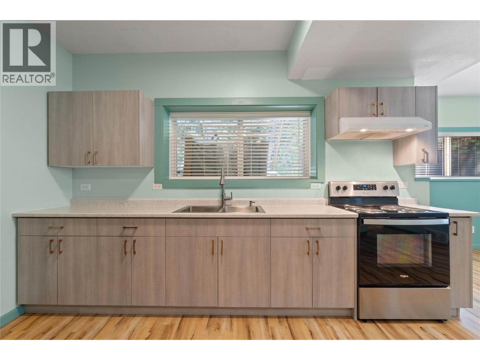 801 20 Street Ne Unit# 27. Salmon Arm, British Columbia