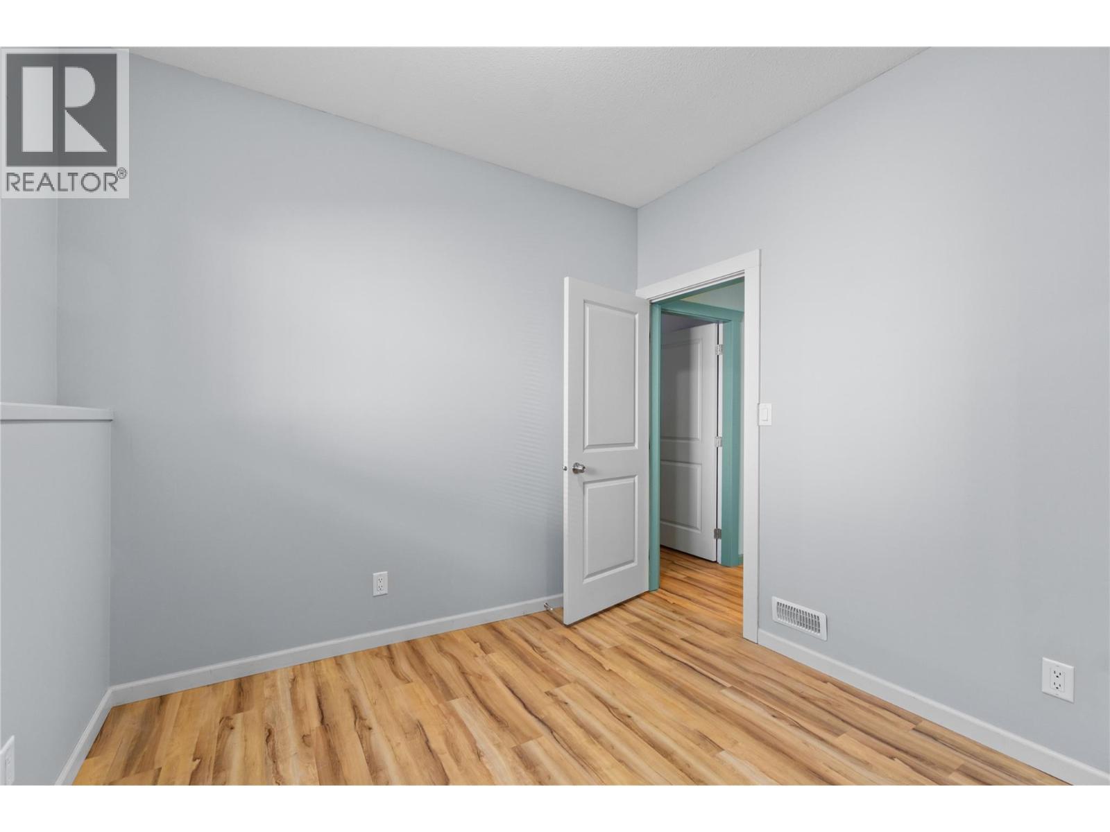 801 20 Street Ne Unit# 27. Salmon Arm, British Columbia