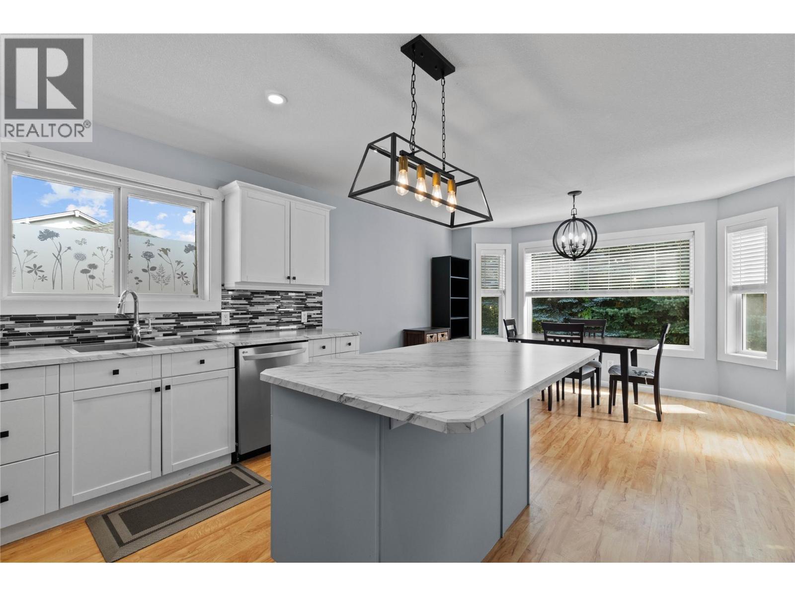 801 20 Street Ne Unit# 27. Salmon Arm, British Columbia