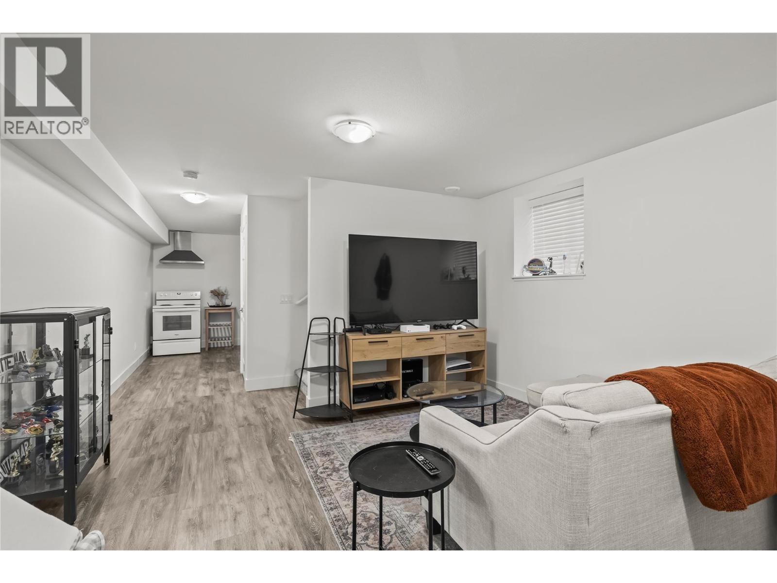 472 Sugars Avenue. Kelowna, British Columbia