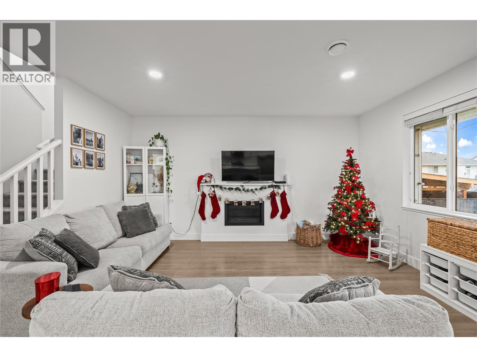 472 Sugars Avenue. Kelowna, British Columbia