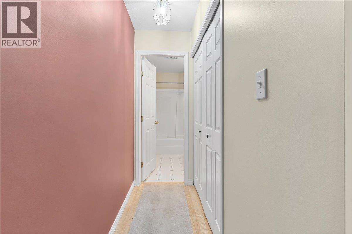 3806 35 Avenue Unit# 403. Vernon, British Columbia