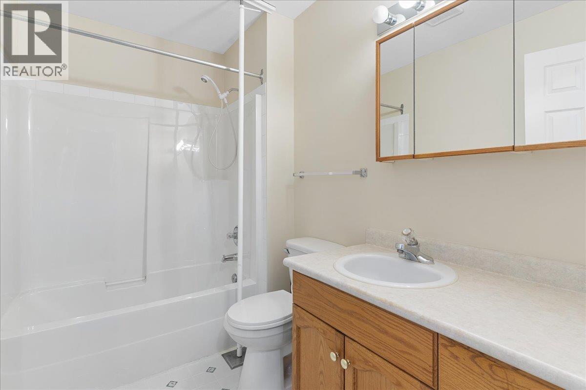 3806 35 Avenue Unit# 403. Vernon, British Columbia