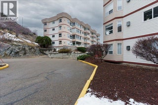 3806 35 Avenue Unit# 403. Vernon, British Columbia