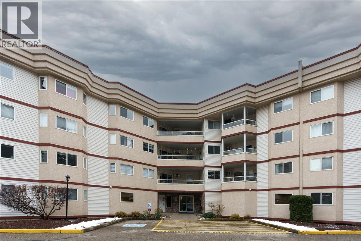 3806 35 Avenue Unit# 403. Vernon, British Columbia