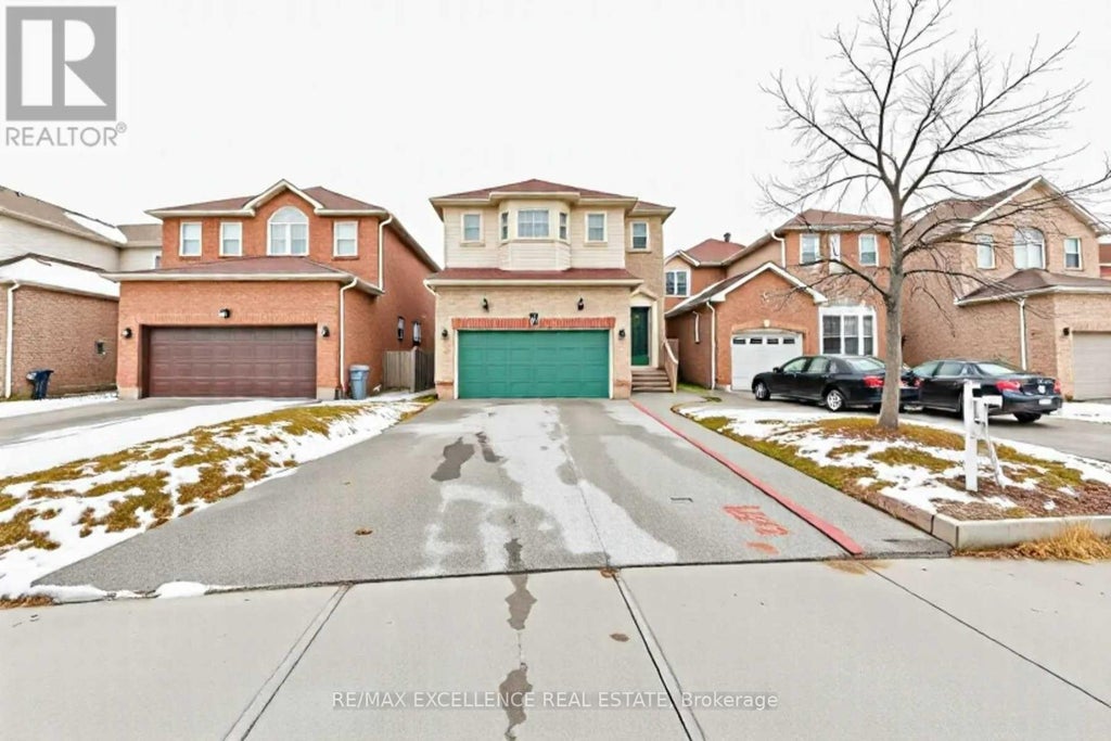 11 Arthurs Crescent, Brampton (fletcher's West)