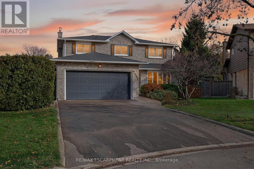 2347 Tweedsmuir Court, Burlington (brant Hills)