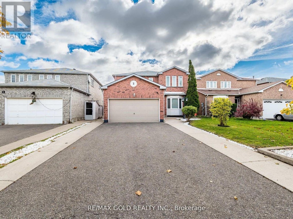 3 Hawkway Court, Brampton (fletcher's West)