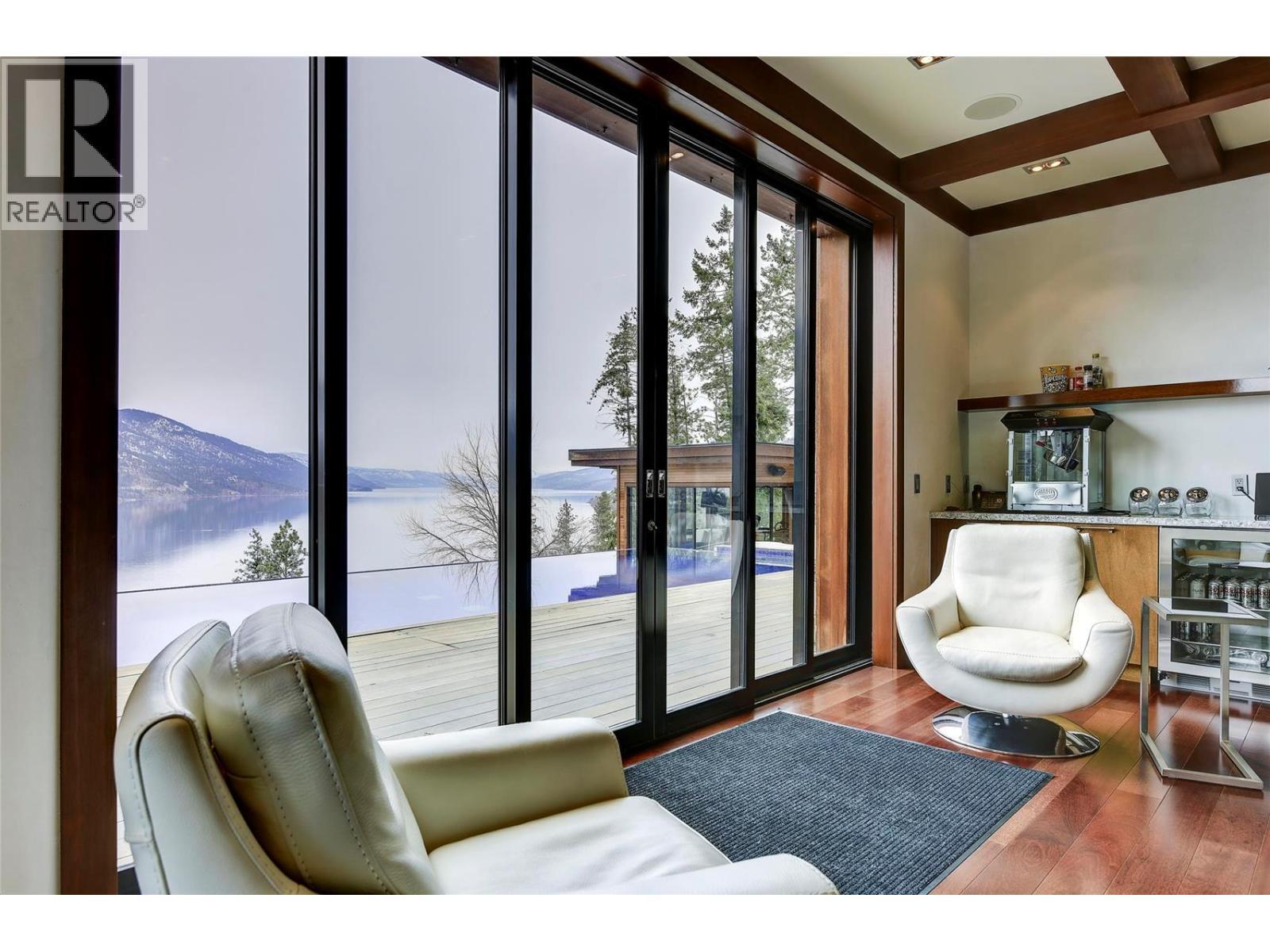 180 Sheerwater Court Unit# 23. Kelowna, British Columbia