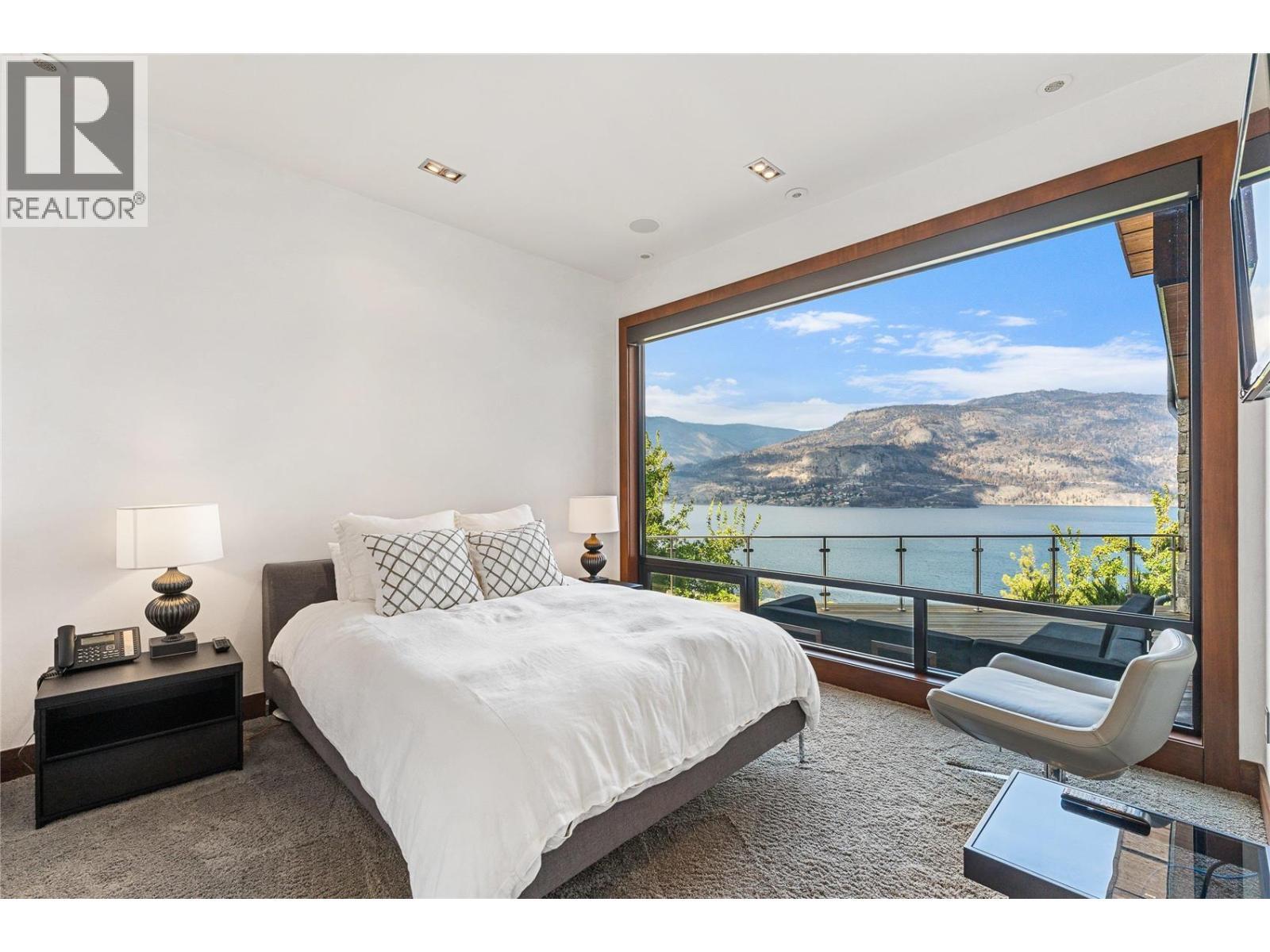 180 Sheerwater Court Unit# 23. Kelowna, British Columbia