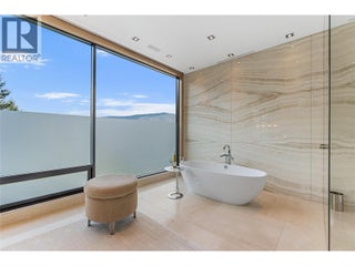 180 Sheerwater Court Unit# 23. Kelowna, British Columbia