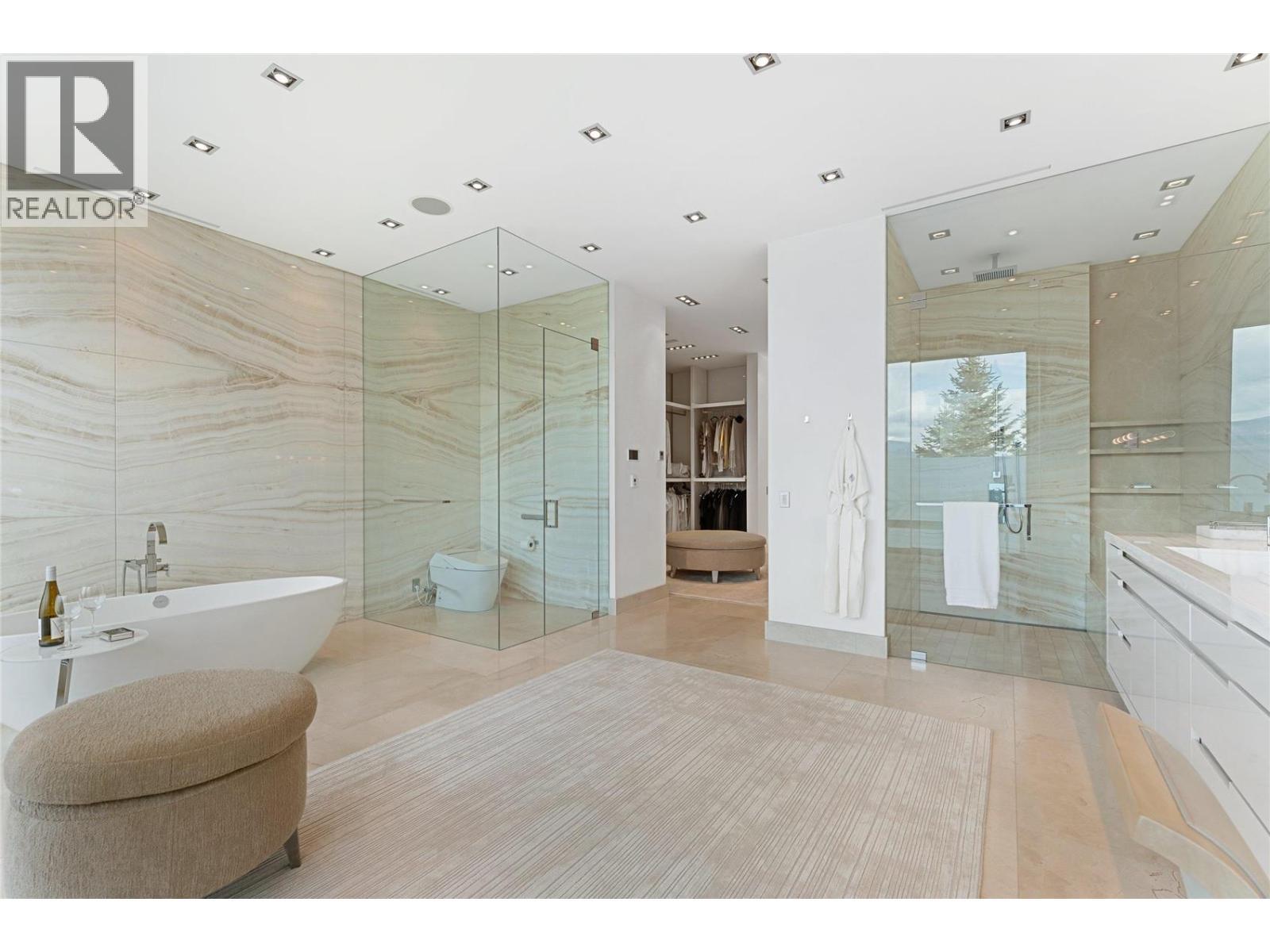 180 Sheerwater Court Unit# 23. Kelowna, British Columbia