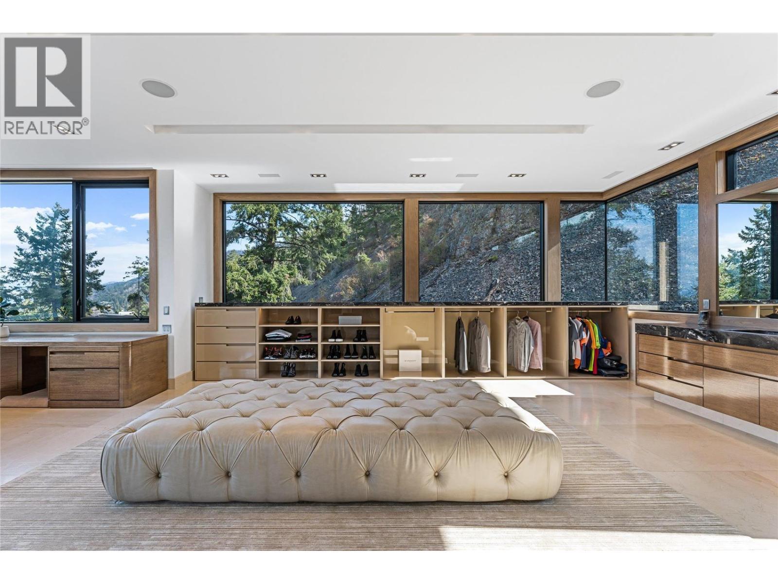 180 Sheerwater Court Unit# 23. Kelowna, British Columbia