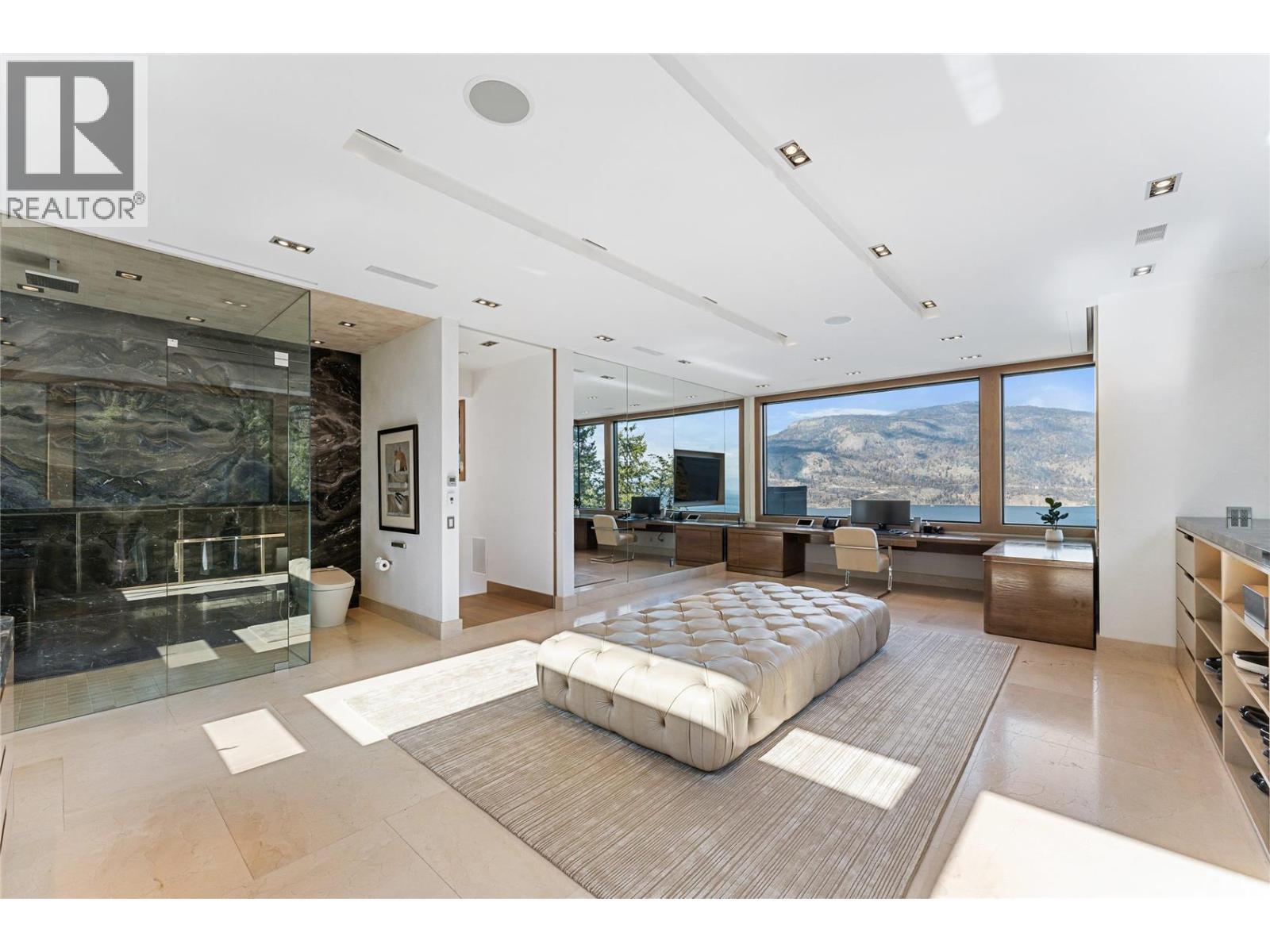 180 Sheerwater Court Unit# 23. Kelowna, British Columbia