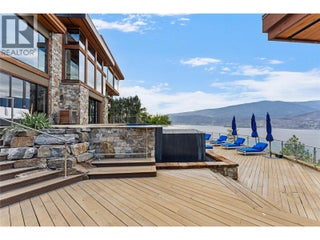 180 Sheerwater Court Unit# 23. Kelowna, British Columbia