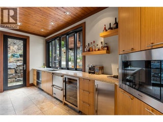 180 Sheerwater Court Unit# 23. Kelowna, British Columbia