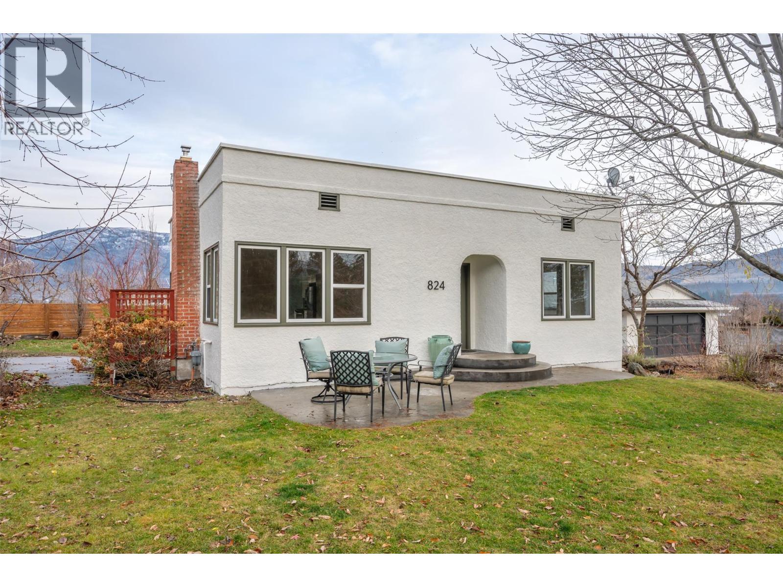 824 Road 2. Oliver, British Columbia